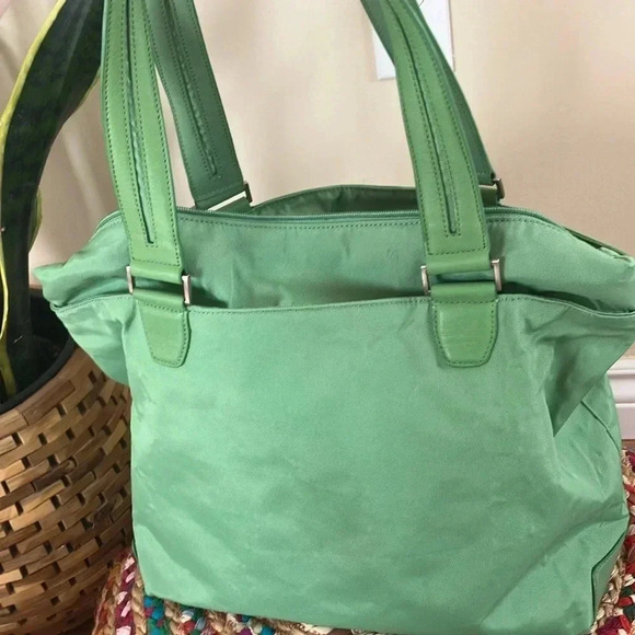 Tumi  green nylon leather trim shoulder bag - Picture 3 of 9